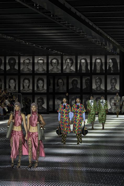 gucci amour 25|gucci fashion show.